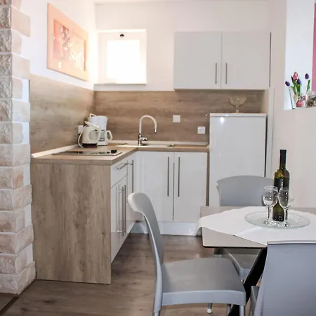 Silvia-1 By Interhome *